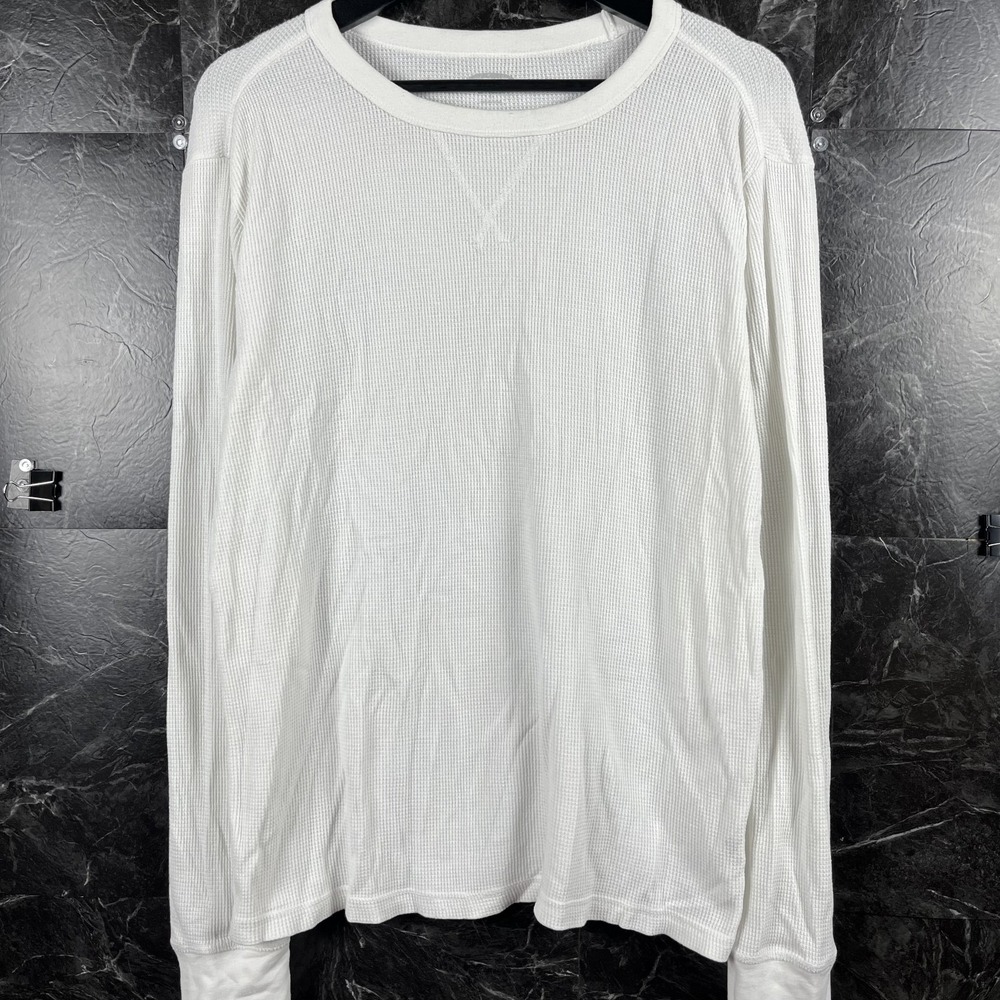 Old Navy Men's White Waffle Thermal Sleeve Shirt Fits Medium -Flaws